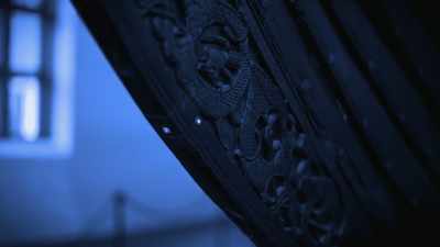 The mound contained a near complete
Viking longship, which had somehow - Raiders of the Lost Past with Janina Ramirez