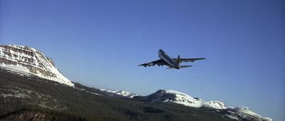 The mountains We're so close - Airport 1975