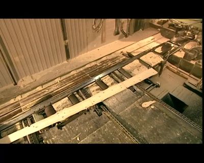 THE NARROWER LOGS
GO THROUGH A DIFFERENT SAW. - How It's Made