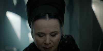 The needle is coated
in meta-cyanide. - Dune: Prophecy