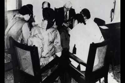 The negotiations stalled, - ¡Las Sandinistas!