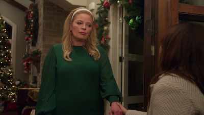 The neighborhood
came out to help me, - Haul Out the Holly