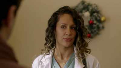 The new nurse, Zeke,
doesn't know how to put vitals - Angel Falls Christmas