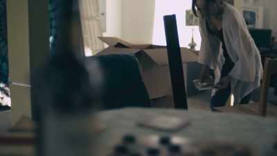 The next day,
I go back to the apartment, - Phrogging: Hider in My House