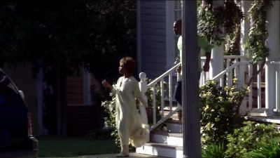 THE NEXT MORNING,
BREE CAME UP WITH A PLAN - Desperate Housewives