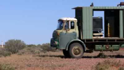 The next step is to bring up
the blasted rock using a blower. - Outback Opal Hunters