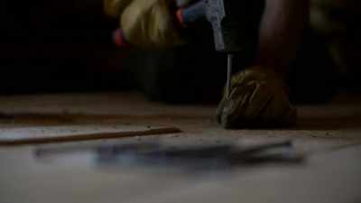 The next thing to do
is to grab some nails, - Life Below Zero: Next Generation