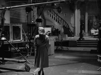 The night before we started shooting,
I came back from Palm Springs. - The Bad and the Beautiful