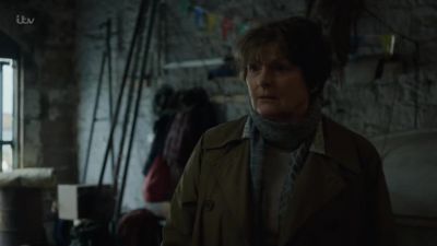 The night Gemma died, you and
Jamil slept here, is that right? - Vera