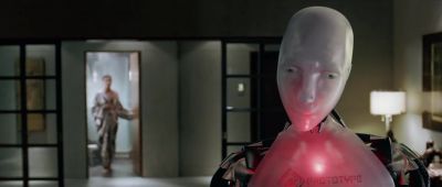 The NS5s are destroying the older robots - I, Robot