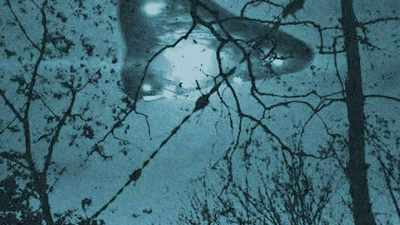 The objects stopped
overhead and sent down a beam. - Truth Hunter
