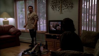 - The old man?
- What's he look like? - The Sopranos