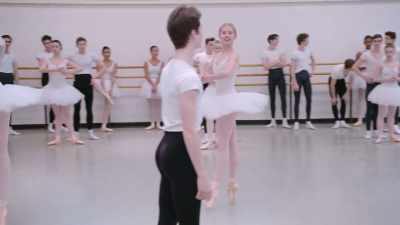 The older students do get
a chance to perform. - On Pointe