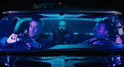 - The one in my pocket.
- Look at... Very nice. - Blindspotting