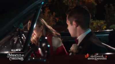 The one that matches
the ornament?[EXHALES] - A Godwink Christmas: Second Chance, First Love