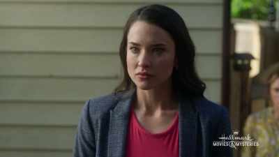 The one piece of evidence - Nikki & Nora: Sister Sleuths