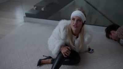 The only reason I ever
signed up for the dumb show - Binged to Death