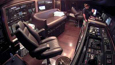 The only thing
that'’s gonna stretch - Below Deck Sailing Yacht