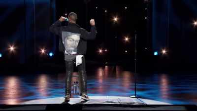 The only way you get lats
is from doing prison time - Marlon Wayans: You Know What It Is