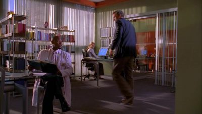 The organ procurement coordinator
just left the hospital. - House