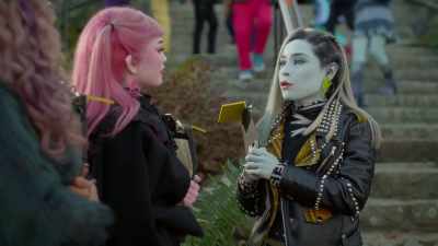 - The other night,
- I accidentally shocked my mom - Monster High 2