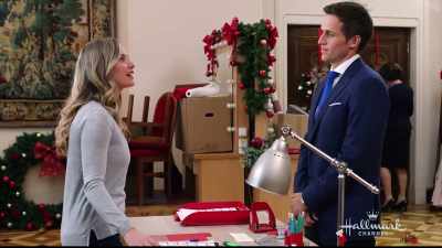 The pageant being illogical
and impossible - Christmas at the Palace