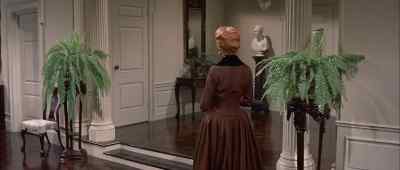 ♪♪ The pale moon
was shining ♪♪ - Auntie Mame
