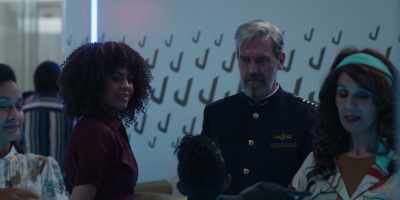 The passengers get easier to wrangle - Avenue 5