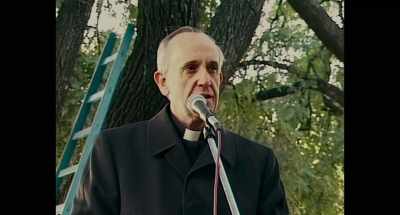 The people who saw you,
asked themselves: - Pope Francis: A Man of His Word