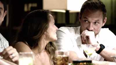 The physical attraction
between Kenny and Kelly is undeniable, - Love Is Blind