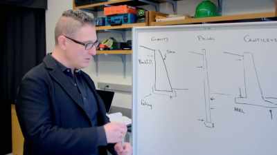 The piling wall
is buried more deeply - Engineering Catastrophes