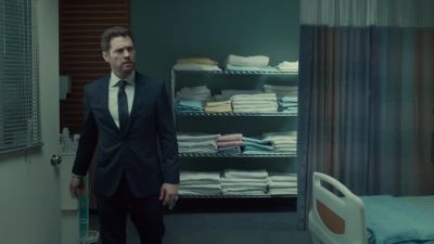 The pill bottle's
not in there, Joel. - Private Eyes