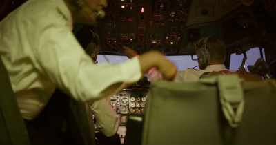 The pilot begins his descent. - White Rabbit Project