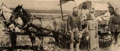 The place: The Wild West - Cowgirls vs  Pterodactyls