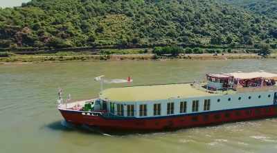 The plan is to gradually convert all
the locks to have double chambers, - World's Most Scenic River Journeys
