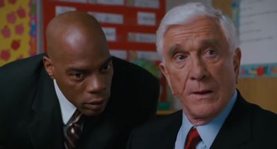 The planet is under attack by aliens - Scary Movie 4