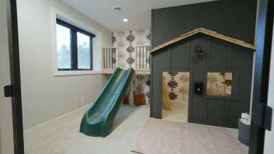 The playroom turned out
even better than I expected. - Down Home Fab