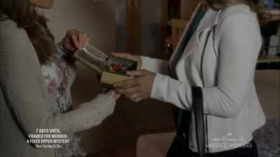 The police are asking
all these questions - Garage Sale Mystery: The Art of Murder