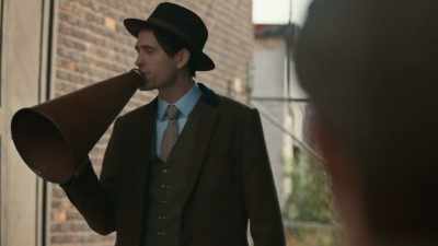 - The police force is acting - Frankie Drake Mysteries