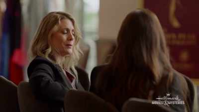 The police might think you had
reason to kill Mitzi. - Cut, Color, Murder