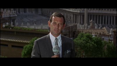 The Pope is dead - The Shoes of the Fisherman