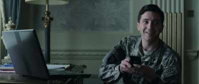 - The president wants some face time.
- [GREG CHUCKLES] - War Machine