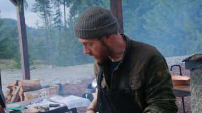 The problem right now
is that that custard - Chefs vs Wild