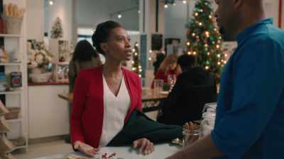 The producer should have known - The Great Holiday Bake War