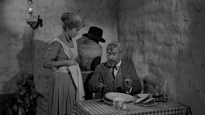 The proprieties concerning the cutlery - The Man Who Shot Liberty Valance