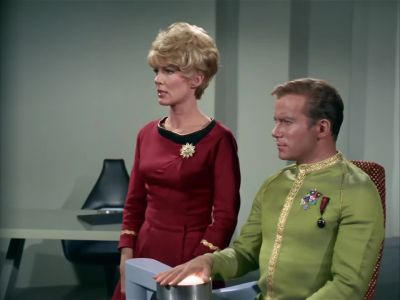 The prosecution does not
wish to dishonour this man, - Star Trek