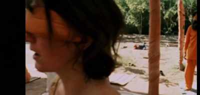 The psychologist, he gave Roger and I
a mask so that we couldn't see. - Wild Wild Country