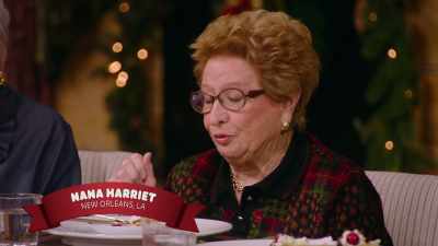 - The puddings? Tch.
Terrific, terrific. - Baking It
