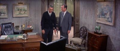 The puppet master ran across a puppet who won't perform and then cuts all his strings - That Touch of Mink
