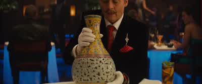 The Qianlong vase. - Mortdecai